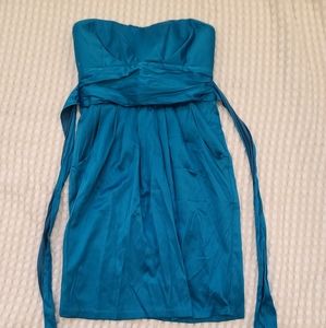 Blue strapless knee length dress